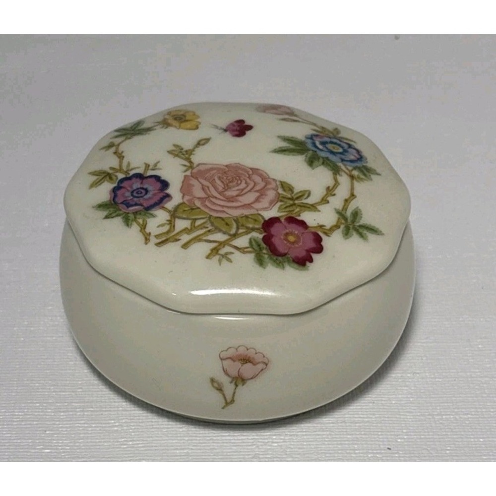 Takahashi East Wind Floral Ceramic Trinket Box Ring Holder